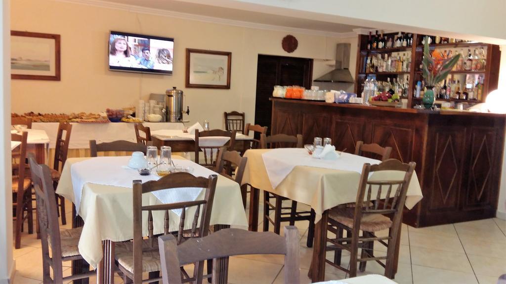 Philippos Hotel Apartments 니키아나 외부 사진