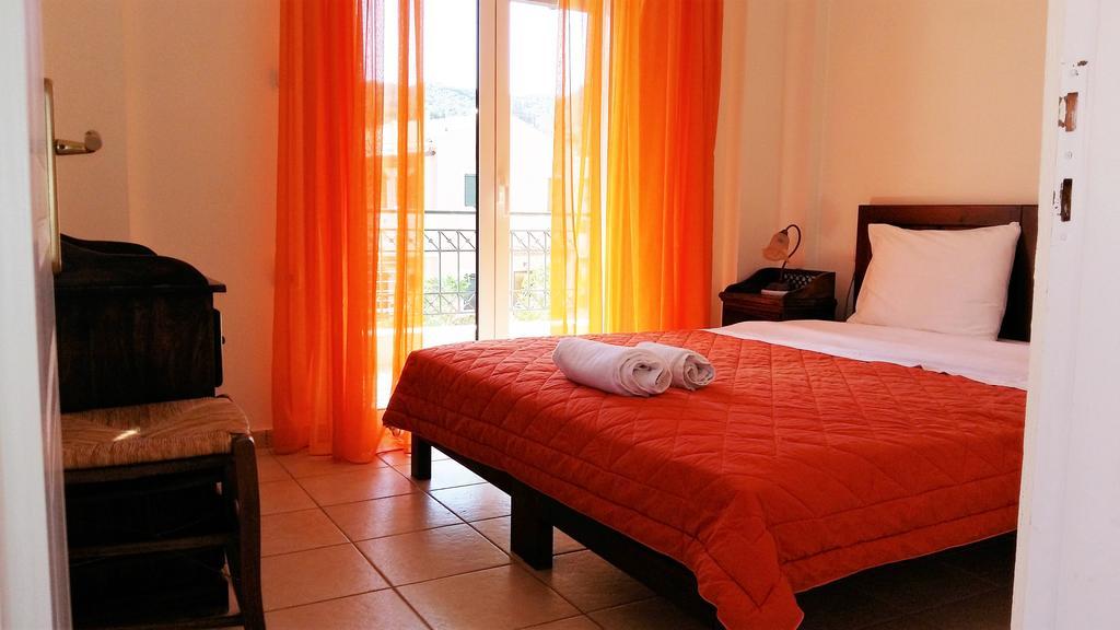 Philippos Hotel Apartments 니키아나 외부 사진