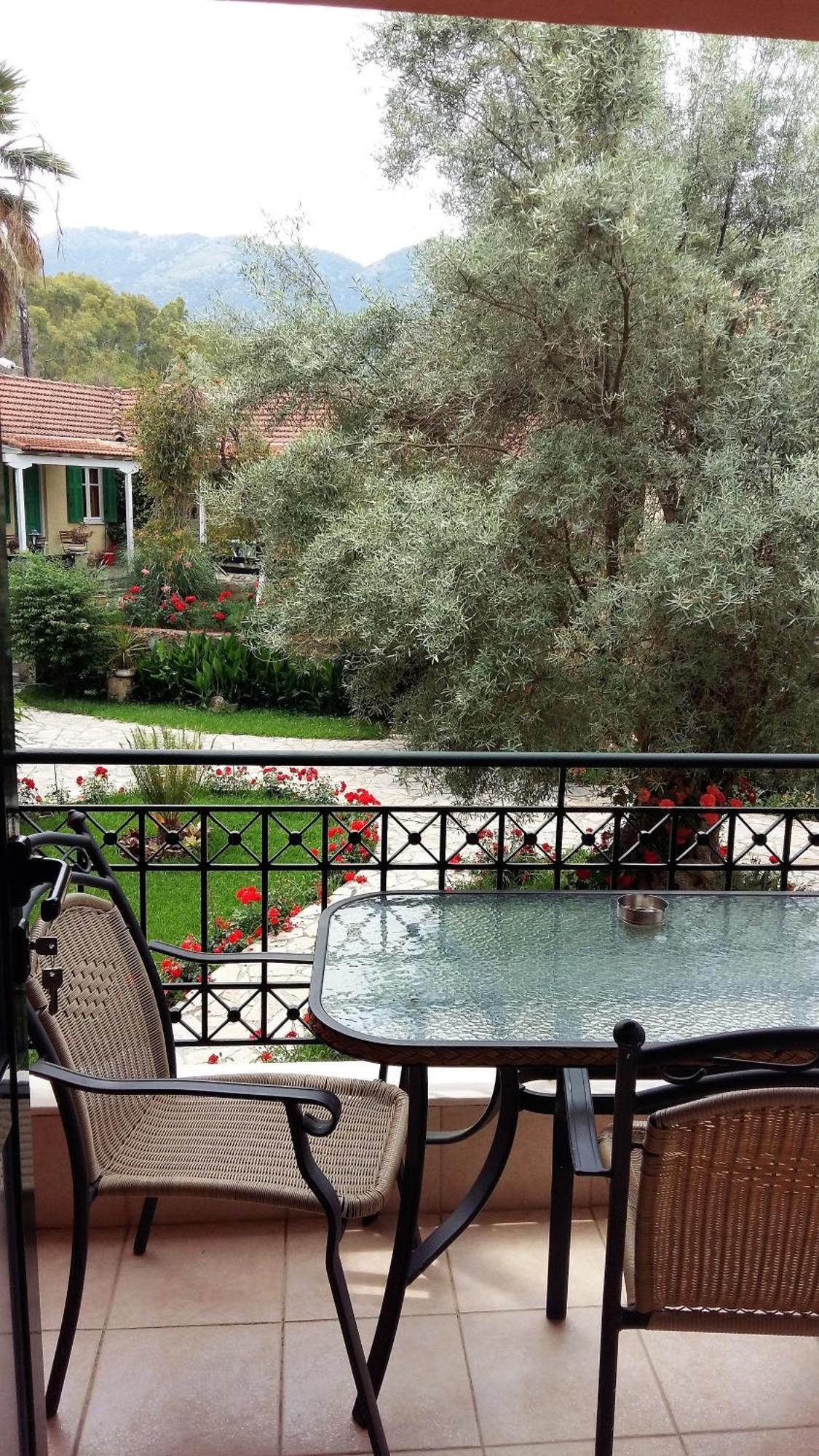 Philippos Hotel Apartments 니키아나 외부 사진